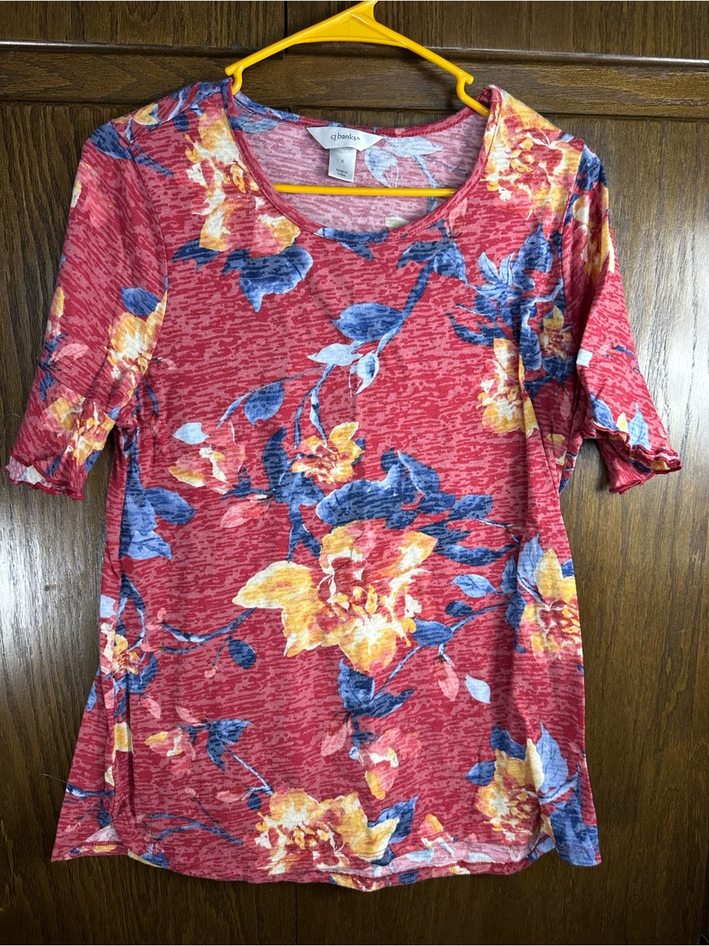 CJ Banks Red Floral Short Sleeve Scoop Neck Top